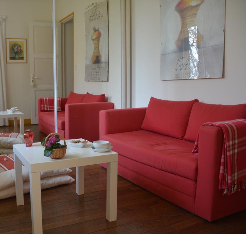 Gite La Bertichere 3 Etoiles Saint-Jean-le-Thomas Εξωτερικό φωτογραφία
